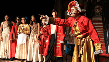 Turma de Teatro Stars em cena